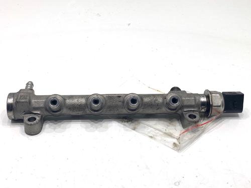 Used Injection rail Injection rail 39312492 39312492