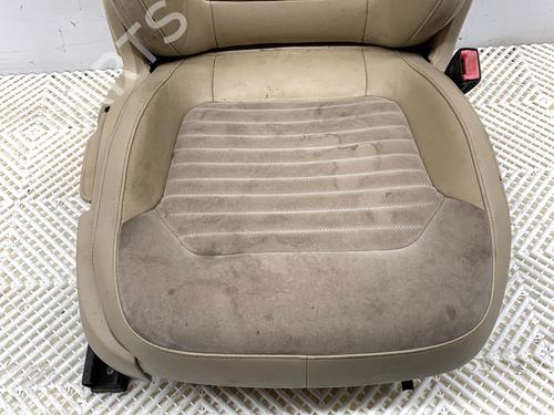 Right front seat VW PASSAT B7 Variant (365) 1.8 TSI | BP39334251C16 - Image 3