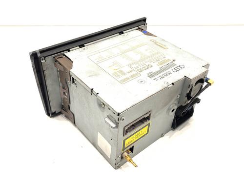 Radio AUDI A4 B6 (8E2) 1.9 TDI | BP39303641E6 - Image 3