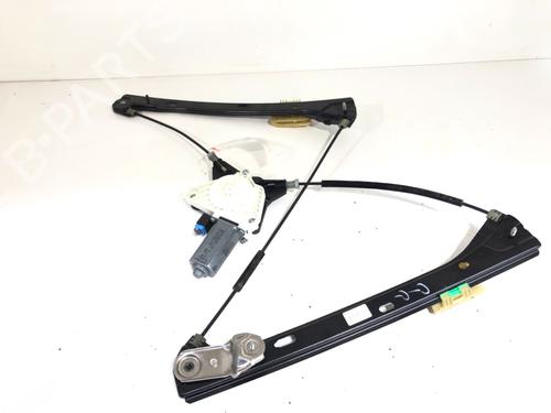 rudehejsemekanisme-hjre-foran-vw-passat-b8-variant-3g5-cb5-2014-39296861 main image