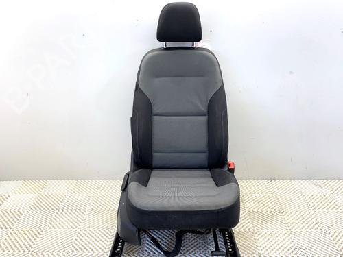 Used Right front seat Right front seat 39319352 39319352
