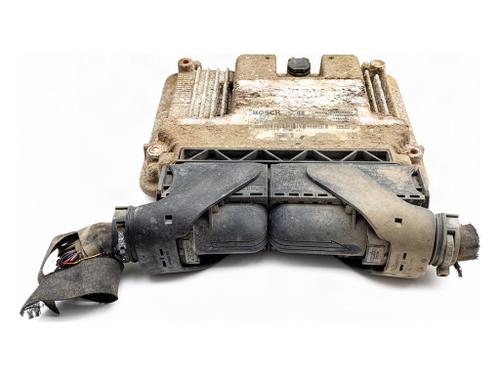 Used Engine control unit (ECU) Engine control unit (ECU) SAAB 9-3 (YS3F, E79, D79, D75) 1.9 TiD (120 hp) 40521796 40521796