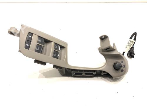 switch-audi-a6-c6-avant-4f5-2004-2005-2006-2007-2008-2009-2010-2011-39299508 main image