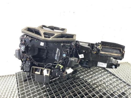 Used Heater matrix Heater matrix 39340415 39340415