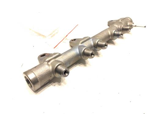 Used Injection rail Injection rail 39310781 39310781