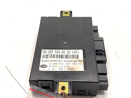 Used Electronic module Electronic module MERCEDES-BENZ E-CLASS T-Model (S211) E 220 T CDI (211.206) (150 hp) 39341221 39341221