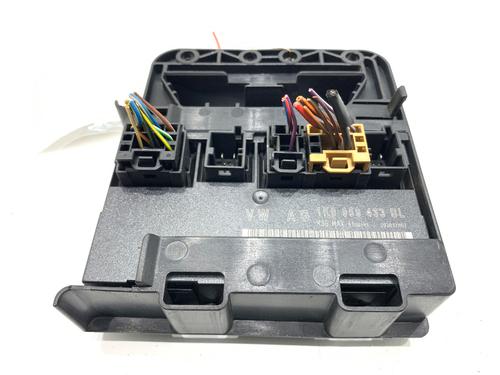 electronic-module-vw-golf-v-1k1-2003-2004-2005-2006-2007-2008-2009-2010-39305027 main image