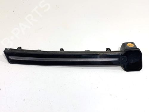 Used Right daytime light Right daytime light 39331983 39331983