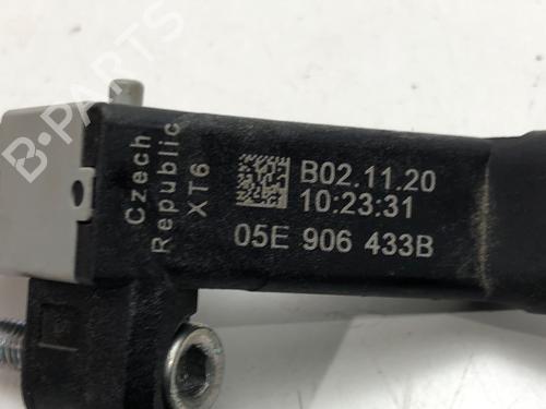 Electronic sensor SEAT ARONA (KJ7, KJP) 1.0 TSI | BP39280838M84  - Image 5