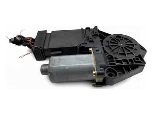 Used Right front window motor Right front window motor VW PASSAT B5.5 Variant (3B6) 1.9 TDI (101 hp) 40250289 40250289