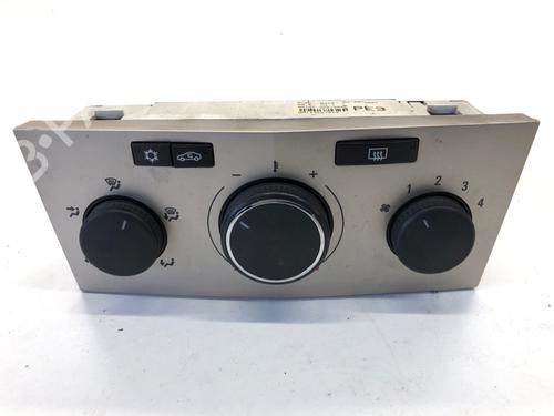 Used Climate control Climate control 39330895 39330895