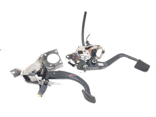 pedal-hyundai-elantra-v-saloon-md-ud-2010-2011-2012-2013-2014-2015-2016-2017-39286166 main image