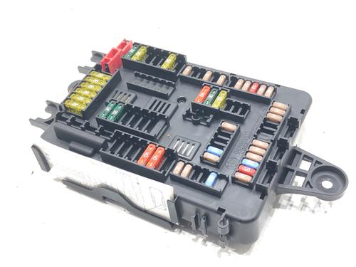 Used Fuse box Fuse box 39283052 39283052
