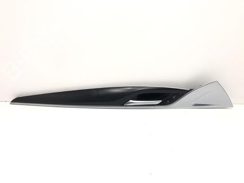 Used Front left interior door handle Front left interior door handle 39284428 39284428
