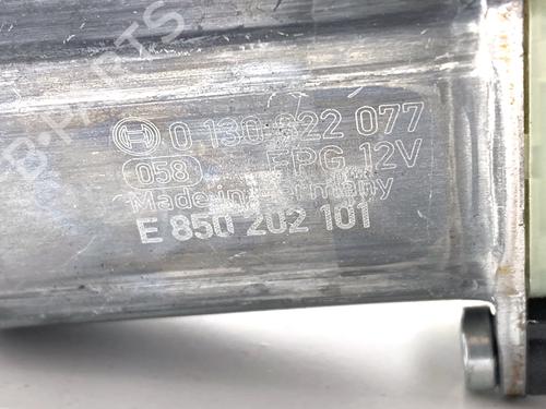 Left front window motor VW TOURAN (5T1) 1.5 TSI | BP39292221E21 - Image 4