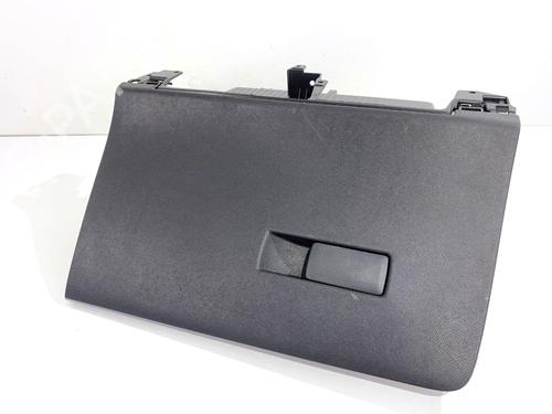 Used Glove box Glove box 39305179 39305179