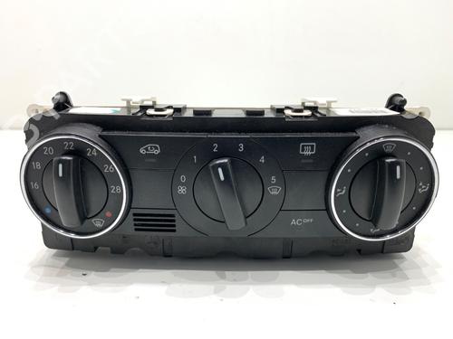 climate-control-mercedes-benz-a-class-w169-2004-2005-2006-2007-2008-2009-2010-2011-2012-39337689 main image