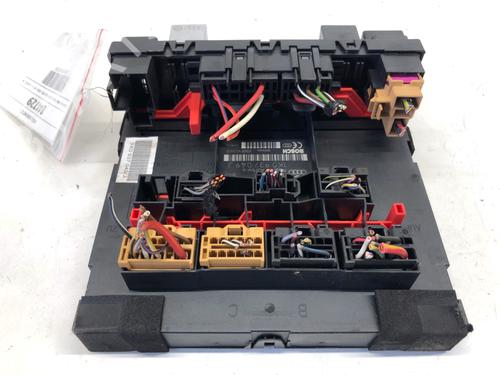 electronic-module-vw-golf-v-1k1-2003-2004-2005-2006-2007-2008-2009-2010-39322719 main image