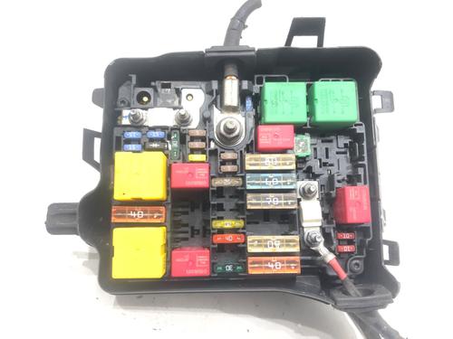 Fuse box PEUGEOT 2008 I (CU_) 1.6 HDi | BP39278735E1 - Image 3