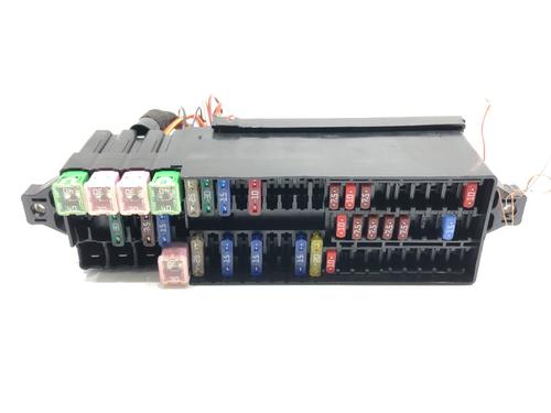 Used Fuse box Fuse box 39287660 39287660