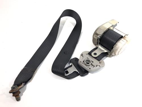 front-right-seatbelt-suzuki-swift-iii-mz-ez-2005-39307762 main image