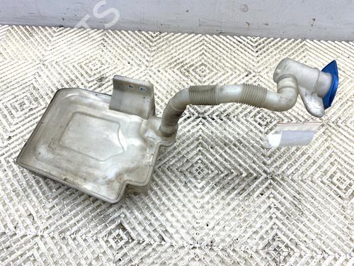 windscreen-washer-tank-vw-golf-v-1k1-2003-2004-2005-2006-2007-2008-2009-2010-39298475 main image