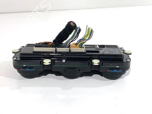 Climate control VW GOLF V (1K1) 2.0 TDI | BP39311875I5 - Image 3