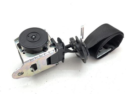 Front left seatbelt BMW 5 Touring (E61) 530 d | BP39371528I26 - Image 2