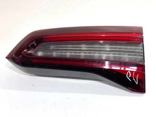 Fanale posteriore destro Fanale posteriore destro BMW X5 (G05, F95) xDrive M 50 d (400 hp) 39340203 39340203