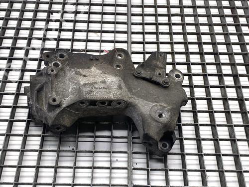 Used Engine mount Engine mount 39319939 39319939