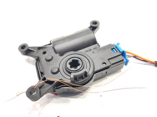 Heater blower motor VW T-ROC (A11, D11) 1.5 TSI | BP39344342M62 - Image 2