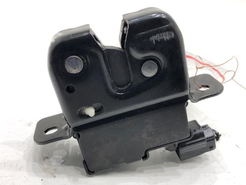 tailgate-lock-dacia-duster-hs_-2010-2011-2012-2013-2014-2015-2016-2017-2018-39303676 main image