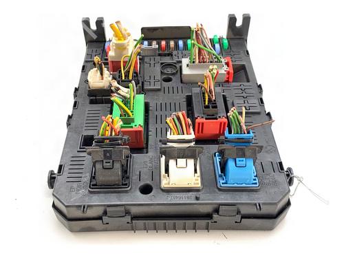 Used Fuse box Fuse box 39366794 39366794