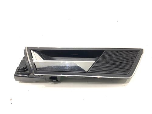 Used Rear left interior door handle Rear left interior door handle SKODA SUPERB III Estate (3V5) 2.0 TDI (150 hp) 39308078 39308078