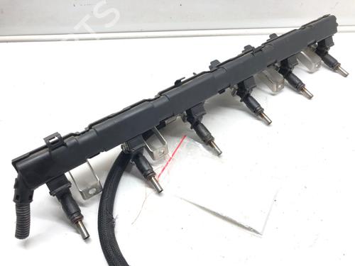 Injection rail BMW 5 (E60) 525 i | BP39272291M98 - Image 2