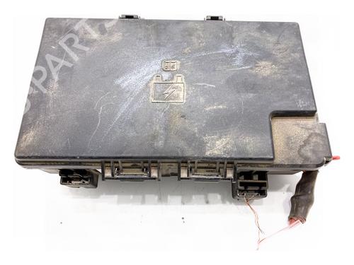 Used Fuse box Fuse box JEEP GRAND CHEROKEE IV (WK, WK2) 5.7 V8 4x4 (352 hp) 40522203 40522203