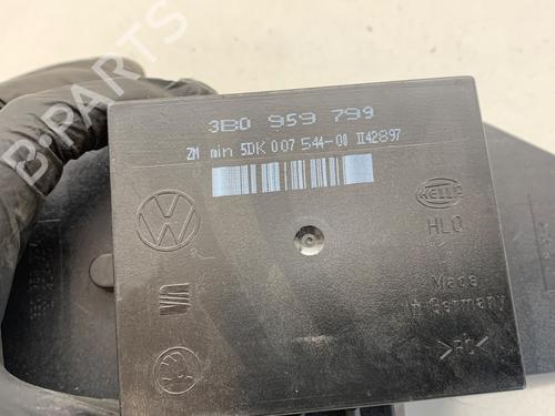 Electronic module VW PASSAT B5 Variant (3B5) 1.6 | BP39643002M83 - Image 3