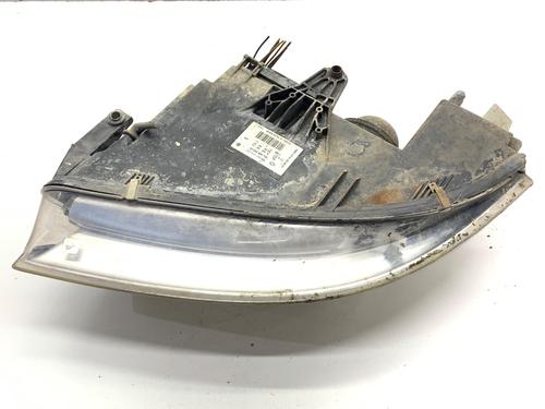 Right headlight VW PASSAT B5.5 Variant (3B6) 1.9 TDI | BP39370719C29 - Image 4