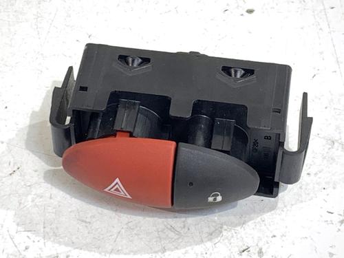 Warning switch RENAULT MASTER III Van (FV) 2.3 dCi 170 FWD (FV0L) | BP39345824I22 - Image 2