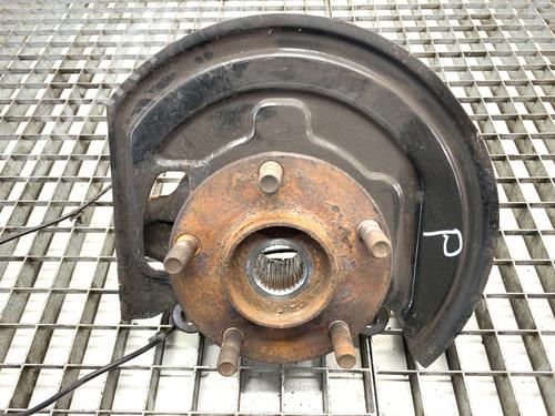 Used Right front steering knuckle Right front steering knuckle NISSAN JUKE (F15) 1.2 DIG-T (115 hp) 39341701 39341701