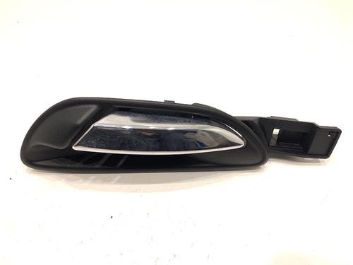 Used Front left interior door handle Front left interior door handle FIAT BRAVO II (198_) 1.9 D Multijet (198AXB1A) (120 hp) 39304838 39304838