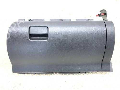 glove-box-mitsubishi-eclipse-cross-gk_-gl_-2017-39336671 main image