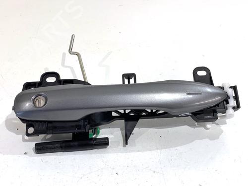 Used Front left exterior door handle Front left exterior door handle 39345564 39345564