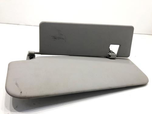 Used Right sun visor Right sun visor 39336495 39336495