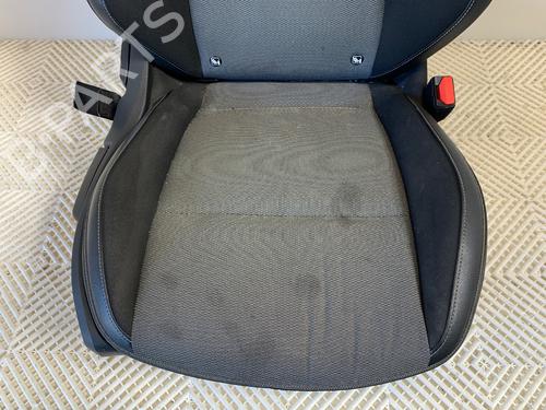 Right front seat RENAULT KANGOO III Box Body/MPV 1.5 Blue dCi 95 (FJAB) | BP39376236C16 - Image 3