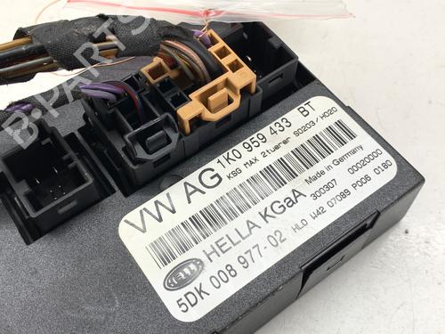 Electronic module VW GOLF V Variant (1K5) 1.6 | BP39373397M83 - Image 3