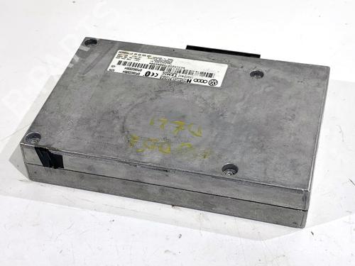 electronic-module-audi-a3-8p1-2003-2004-2005-2006-2007-2008-2009-2010-2011-2012-2013-39316335 main image