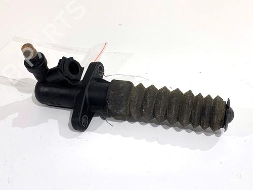 Used Clutch slave cylinder Clutch slave cylinder 39321068 39321068