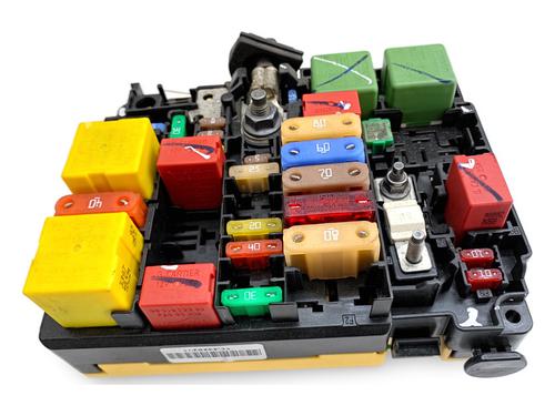 fuse-box-peugeot-2008-i-cu_-2013-39353616 main image