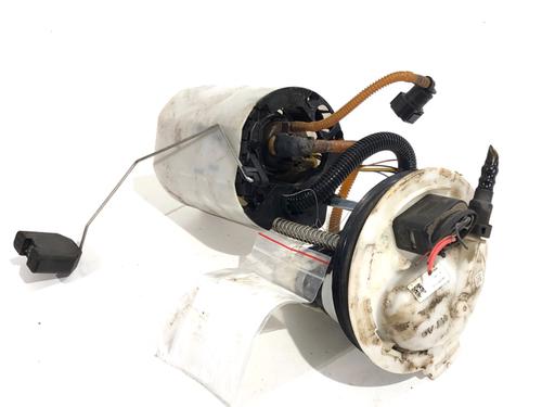 Fuel pump VW PASSAT B7 Variant (365) 1.8 TSI | BP39299456M76 - Image 3